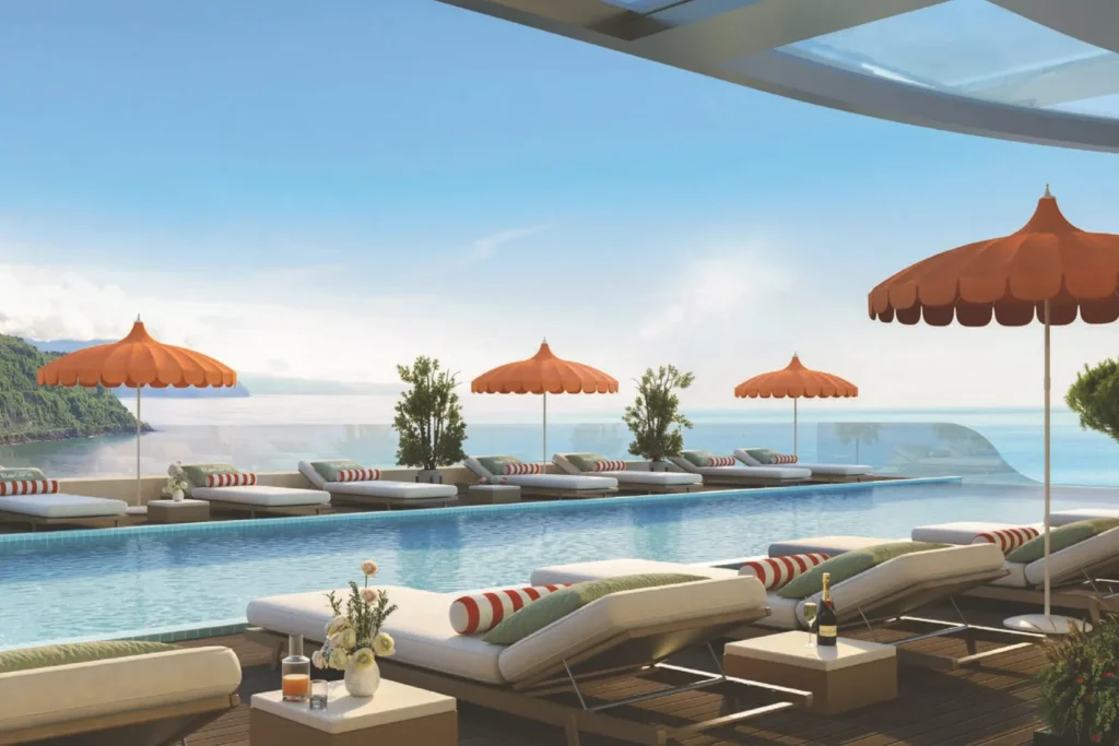Открытый бассейн at Pontus Rotana Resort & Spa